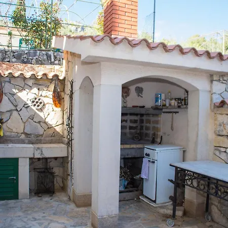 Apartment By The Sea Seget Vranjica, Trogir - 6093 *